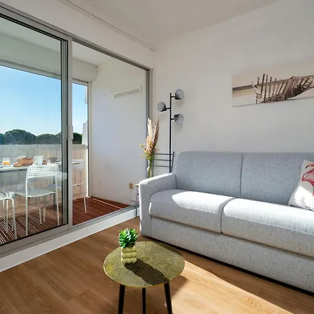 Apartment La Fregate N115 St4